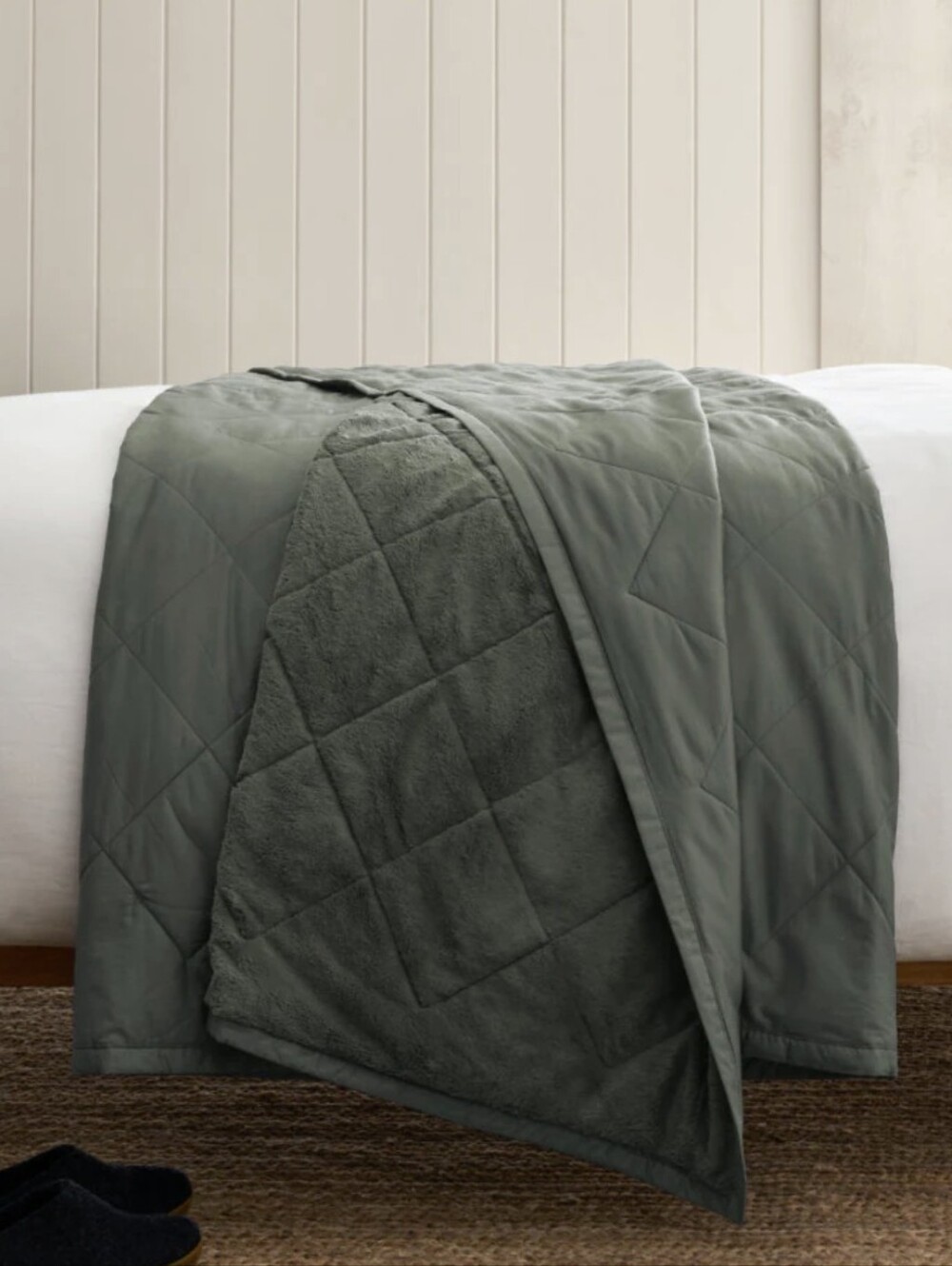 Garnet Hill Plush-Loft Blanket Queen Spruce Green